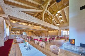 /assets/images/a/Holzbau_Gastronomie_Hotel_Appartement-3ac6hkqrg6rnfn7.jpg