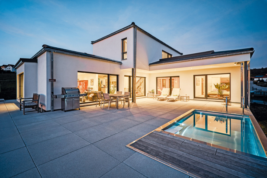 /files/dateien/DEV%20-%20danach%20l%C3%B6schen/holzhaus-modern-verputzt.png