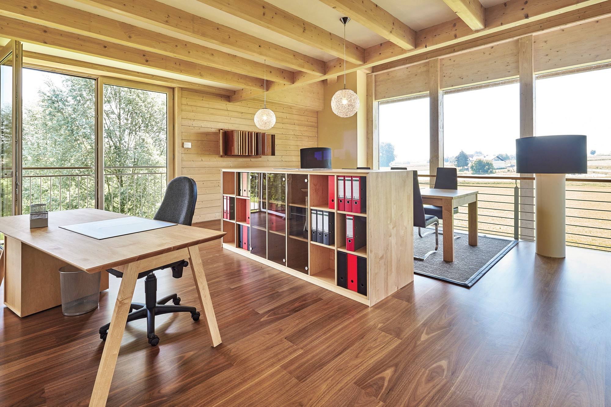 /files/dateien/H%C3%A4user/Interior%20Design/B%C3%BCro/Buero-Holzbau-Bueromeobel.jpg