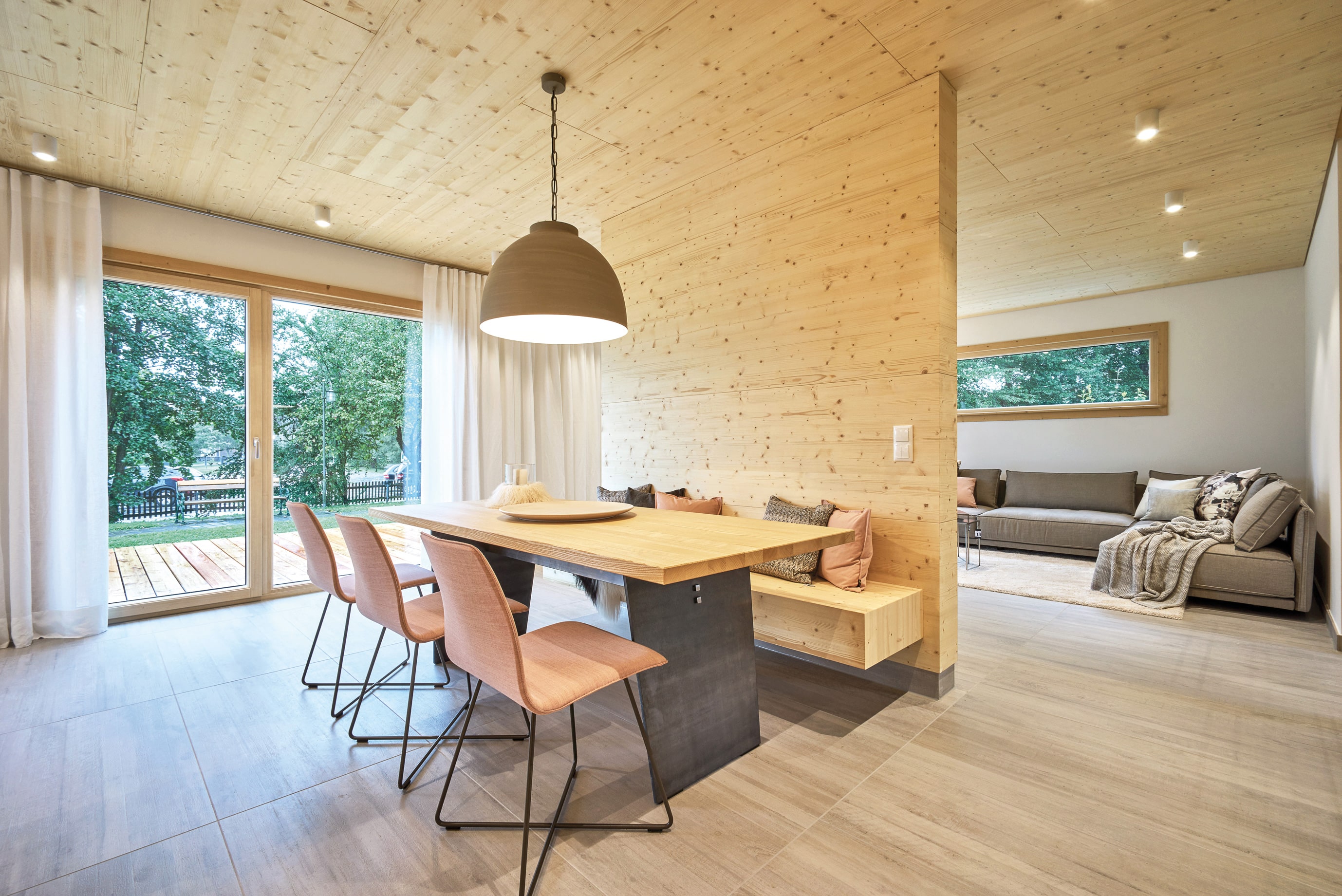 /files/dateien/H%C3%A4user/Interior%20Design/K%C3%BCche%20%26%20Esszimmer/esszimmer-ideen-holzhaus_3.jpg