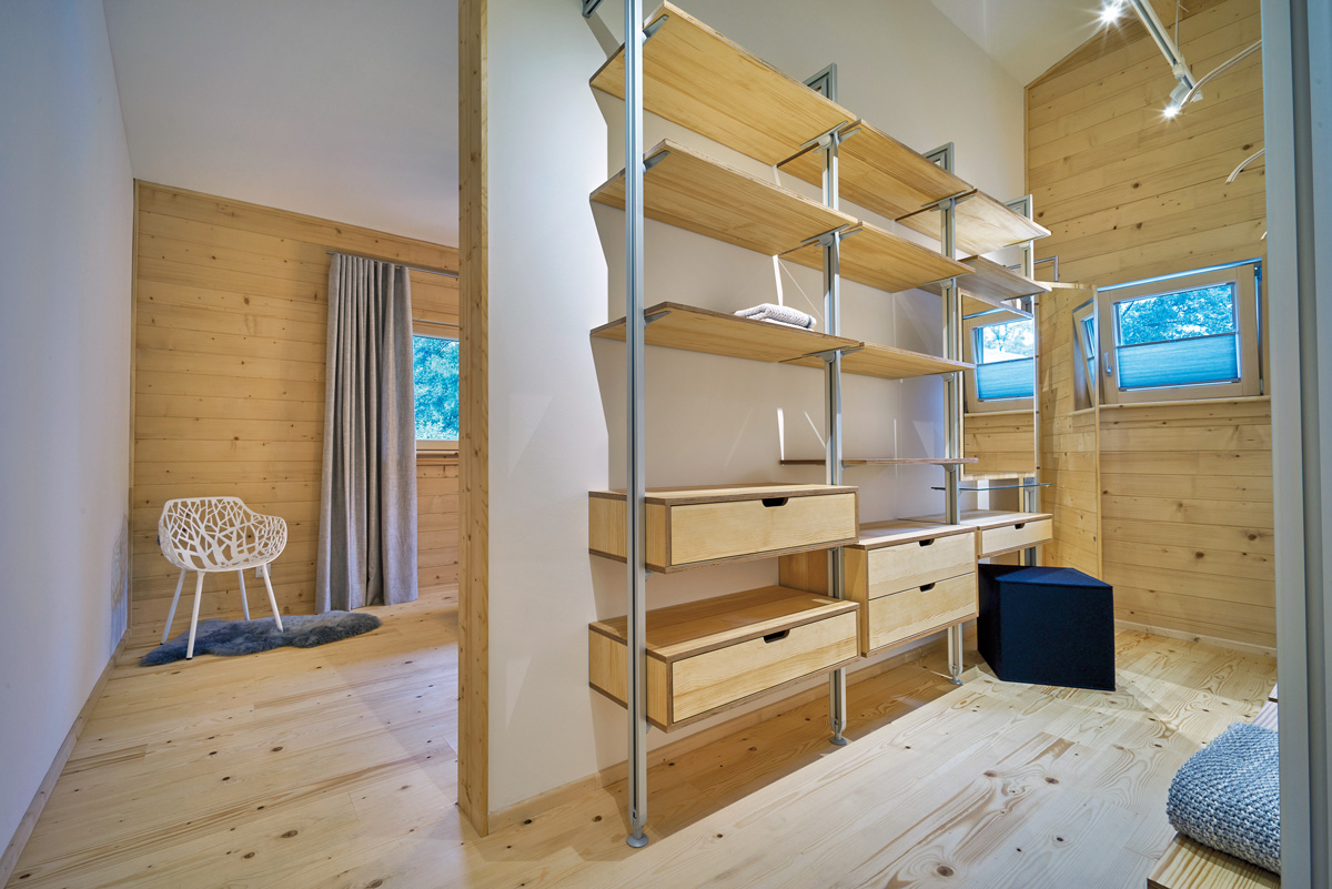 /files/dateien/H%C3%A4user/Interior%20Design/Schlafzimmer%20%26%20Ankleide/Ankleide-Schlafzimmer-Begehbarer-Kleiderschrank.jpg