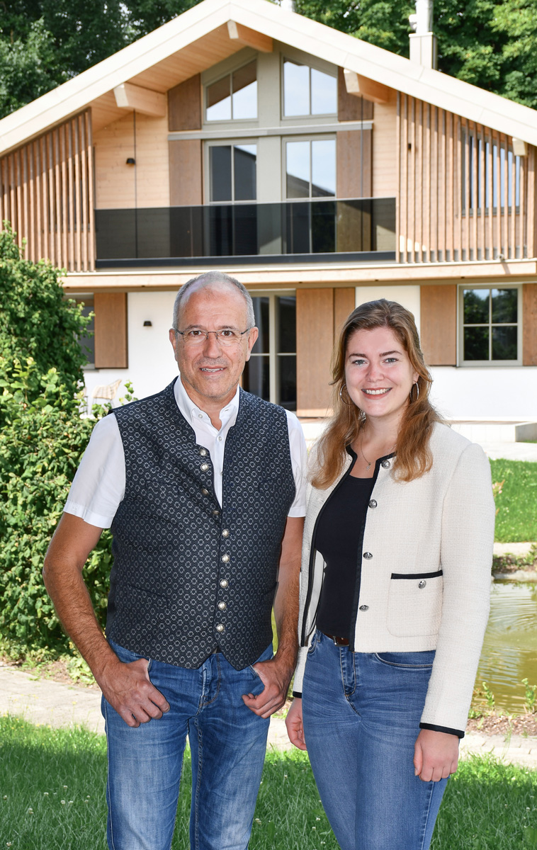 /files/dateien/H%C3%A4user/Konzept%20Pur/Gotthard-und-Katharina-Sonnleitner_Kuhnt-Simone.jpg