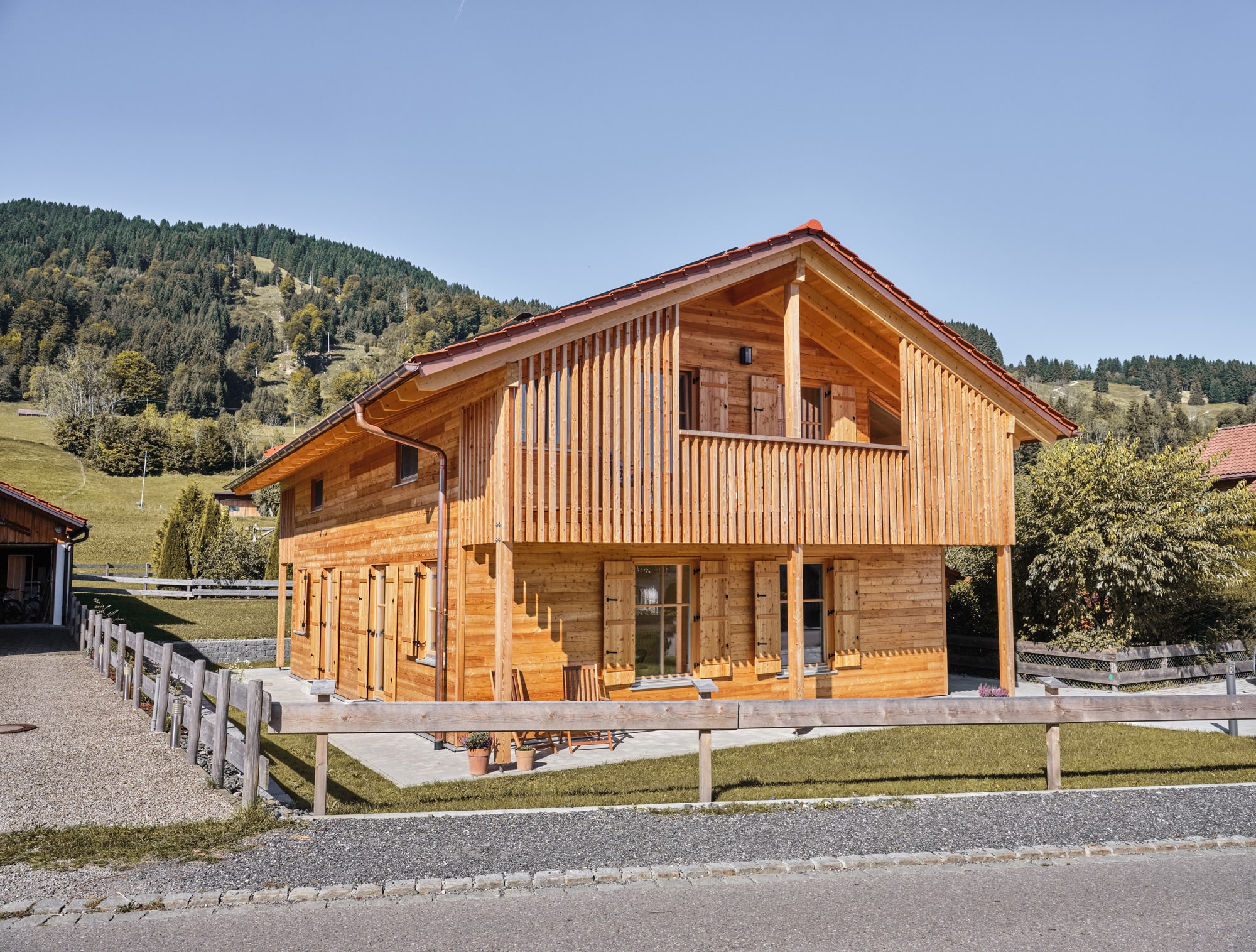 /files/dateien/H%C3%A4user/Kundenh%C3%A4user/Allgaeu/Holzhaus-bauen-Allgaeu_63_2000-min.jpg