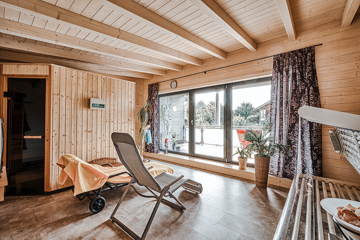 Privatsauna und Spabereich mit Loggia